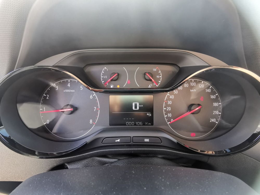 Opel Crossland usata a Frosinone (13)