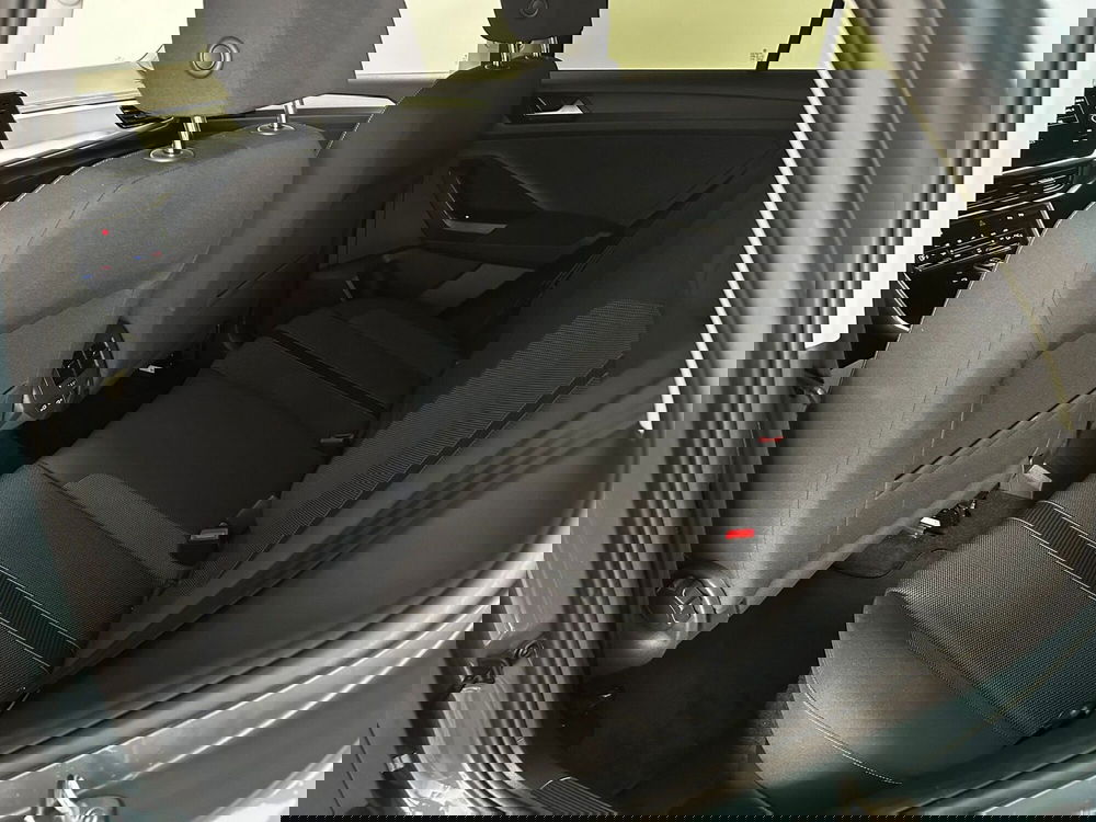 Volkswagen T-Roc usata a L'Aquila (12)