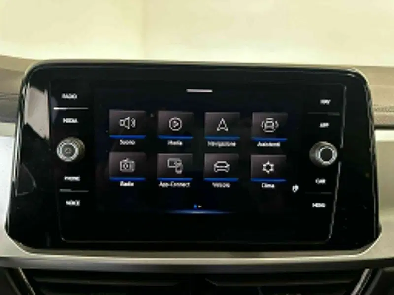 Volkswagen T-Roc usata a L'Aquila (15)