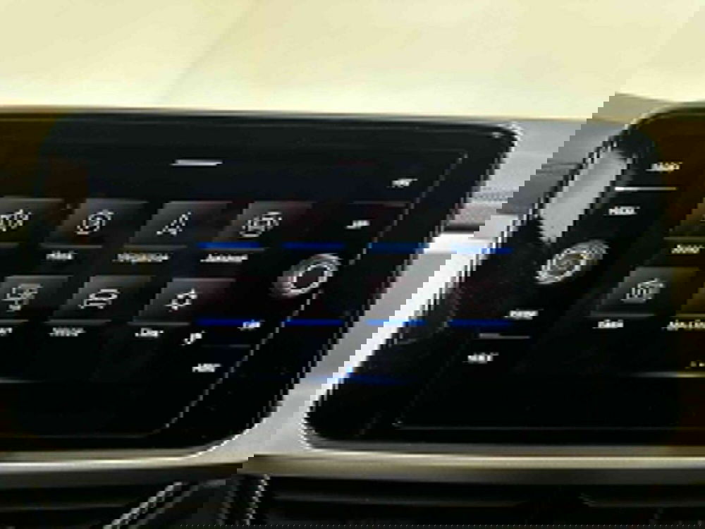 Volkswagen T-Roc usata a L'Aquila (15)