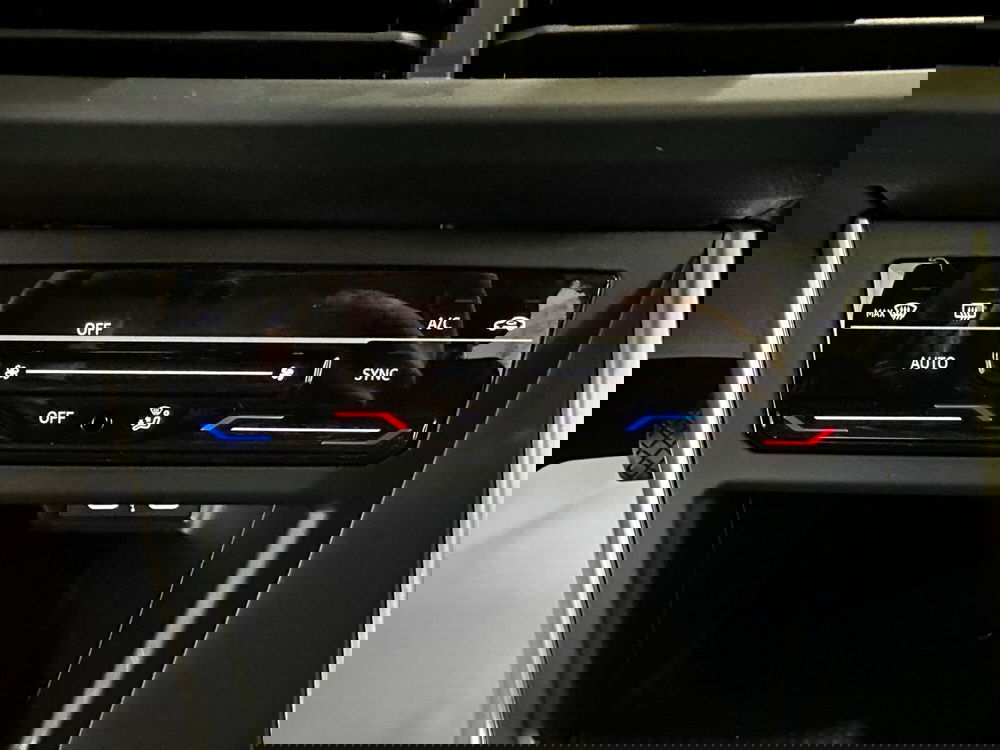 Volkswagen Taigo usata a L'Aquila (16)