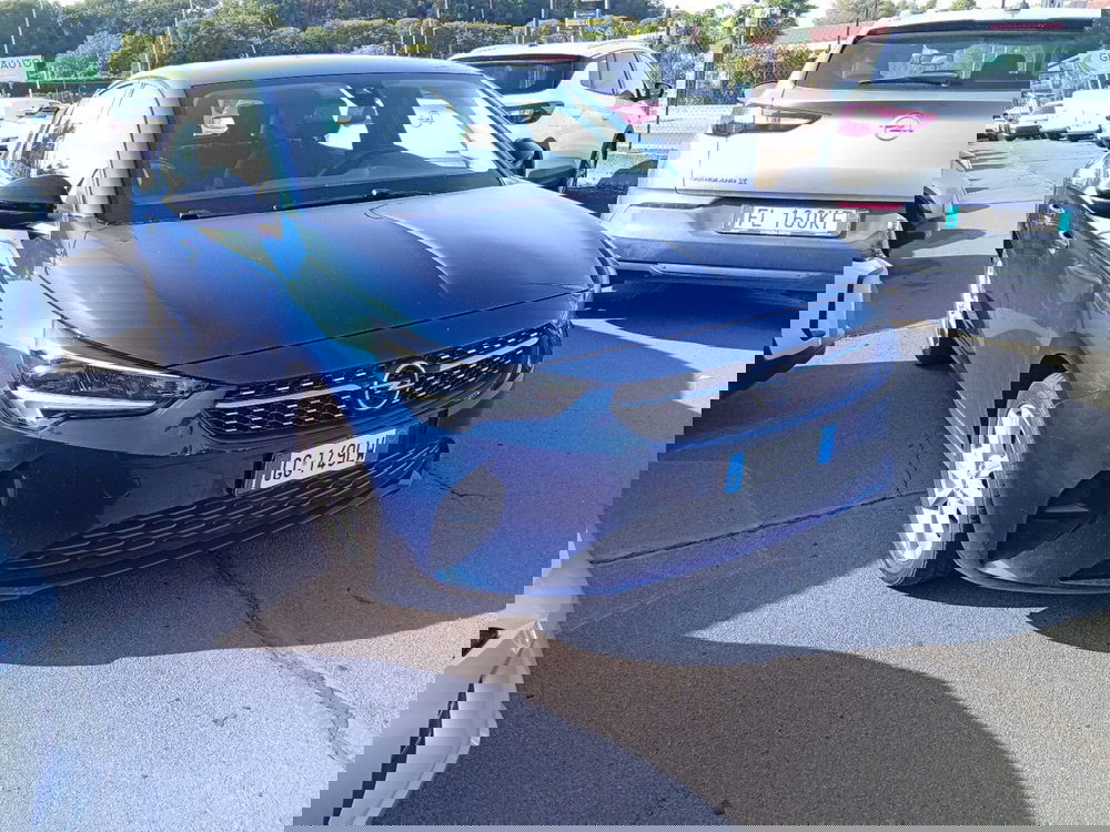 Opel Corsa nuova a Catania