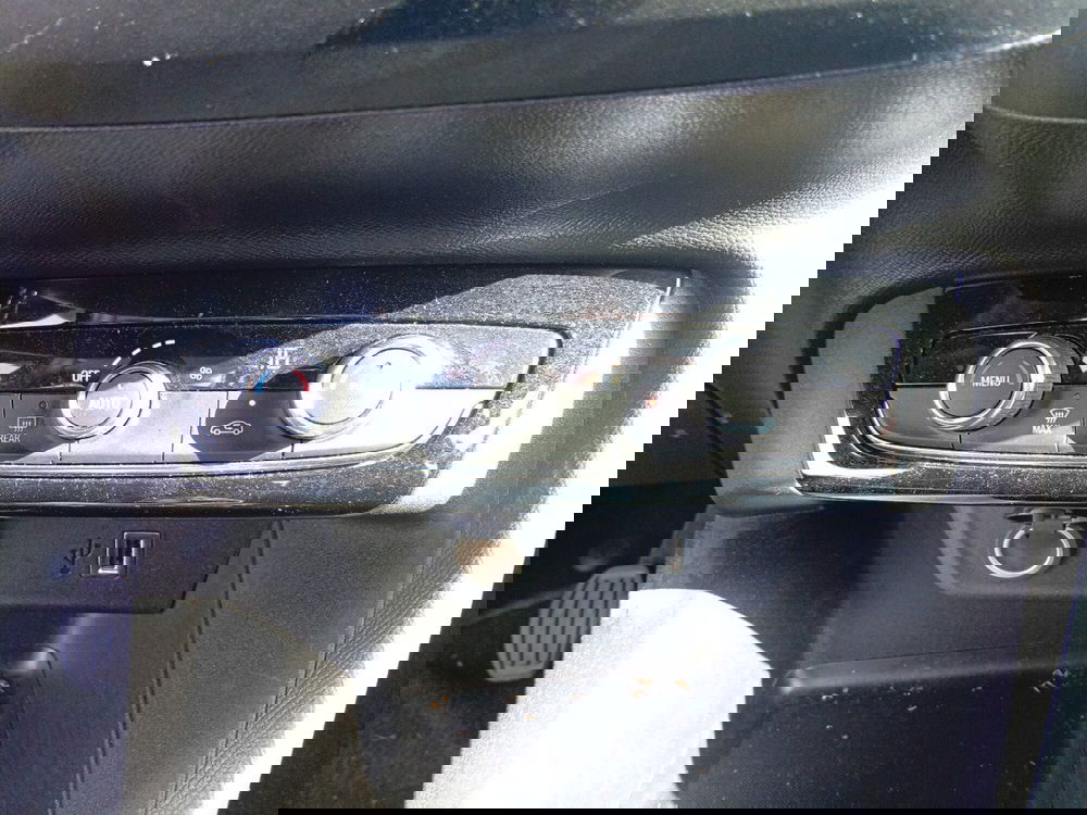 Opel Corsa nuova a Catania (19)