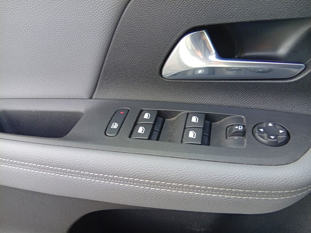 Opel Mokka usata a Catania (19)