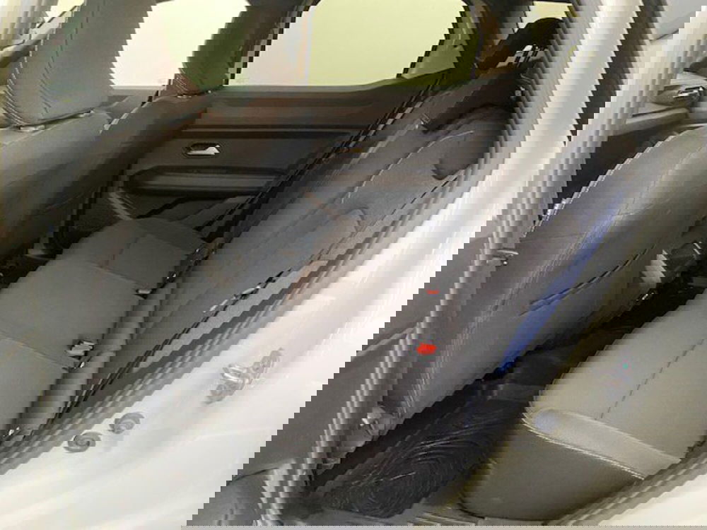 Dacia Duster usata a Verona (6)