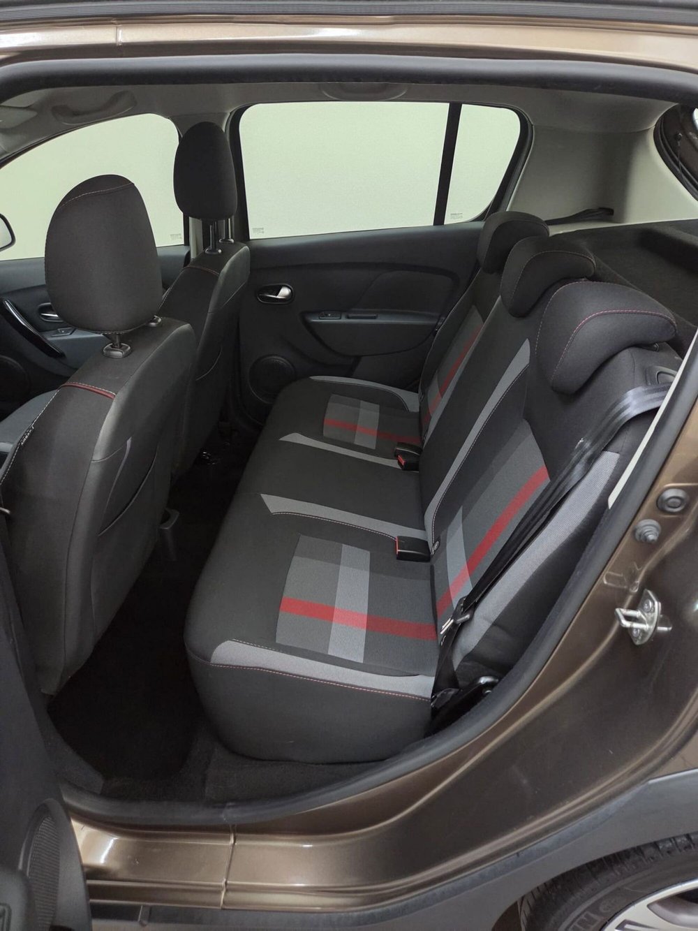 Dacia Sandero usata a Verona (14)