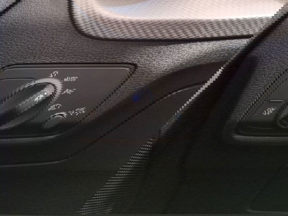 Audi Q2 nuova a Agrigento (13)