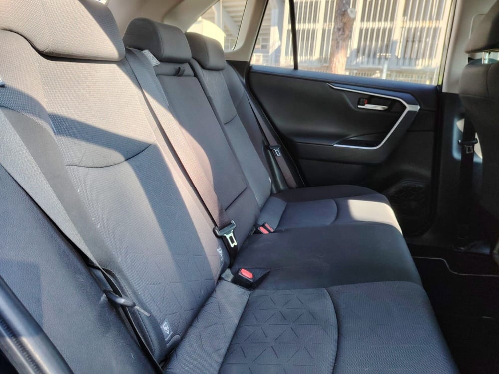 Toyota Rav4 usata a Massa-Carrara (14)