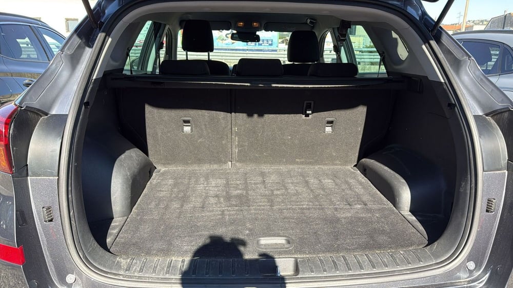 Hyundai Tucson usata a Massa-Carrara (13)