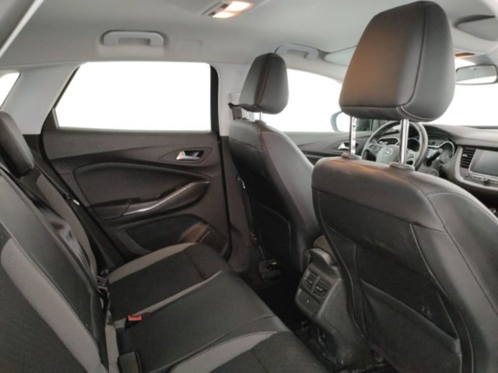 Opel Grandland X usata a Modena (10)
