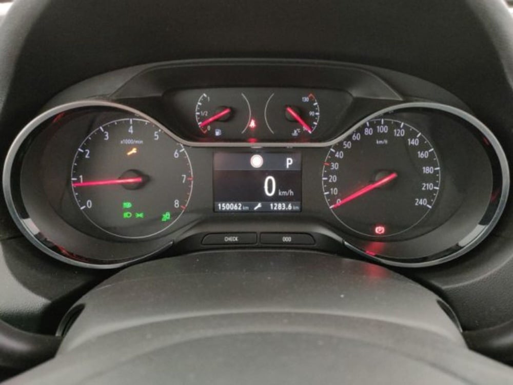 Opel Grandland X usata a Modena (13)