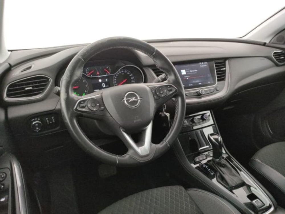Opel Grandland X usata a Modena (18)