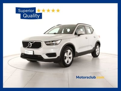 Volvo XC40 T2 Geartronic Momentum Core del 2021 usata a Modena