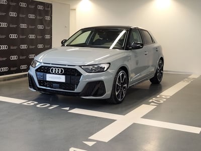 Audi A1 Sportback 30 TFSI S tronic Identity Black nuova a Modena