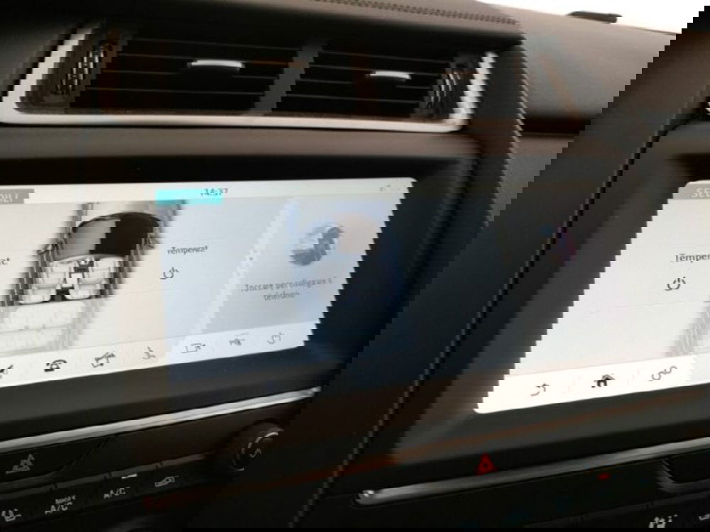 Jaguar E-Pace usata a Modena (17)