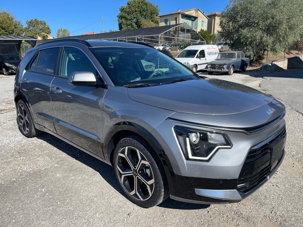 Kia Niro nuova a Arezzo