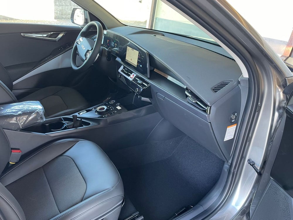 Kia Niro nuova a Arezzo (13)