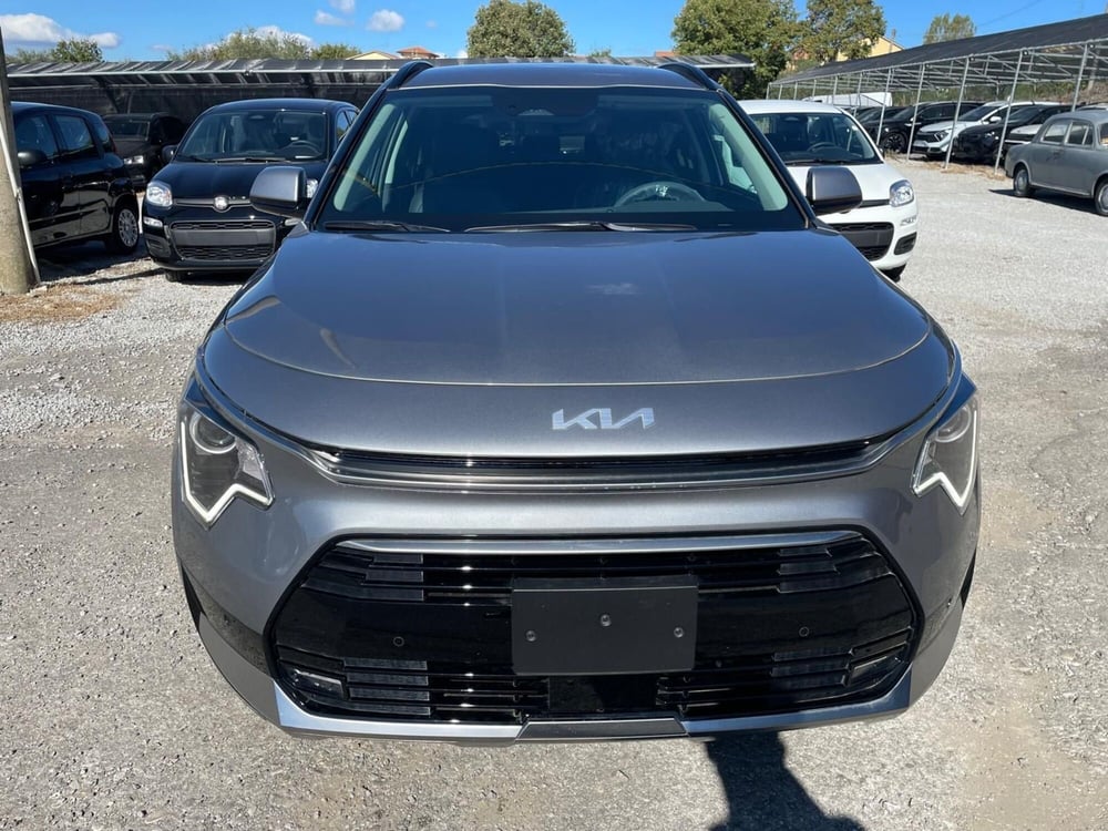 Kia Niro nuova a Arezzo (2)