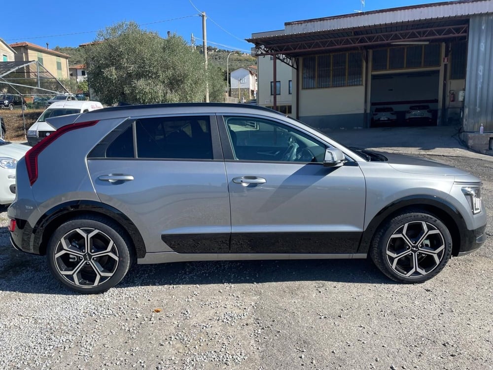 Kia Niro nuova a Arezzo (4)