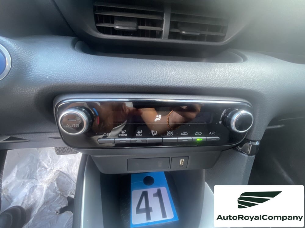 Toyota Yaris usata a Roma (17)
