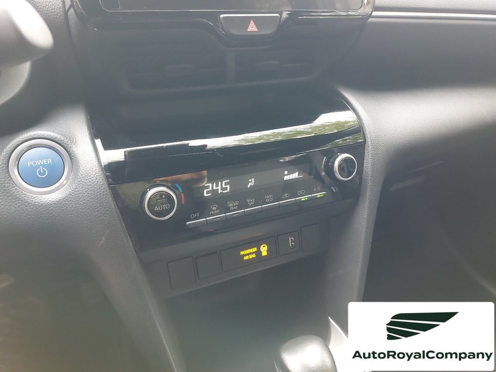Toyota Yaris Cross usata a Roma (16)