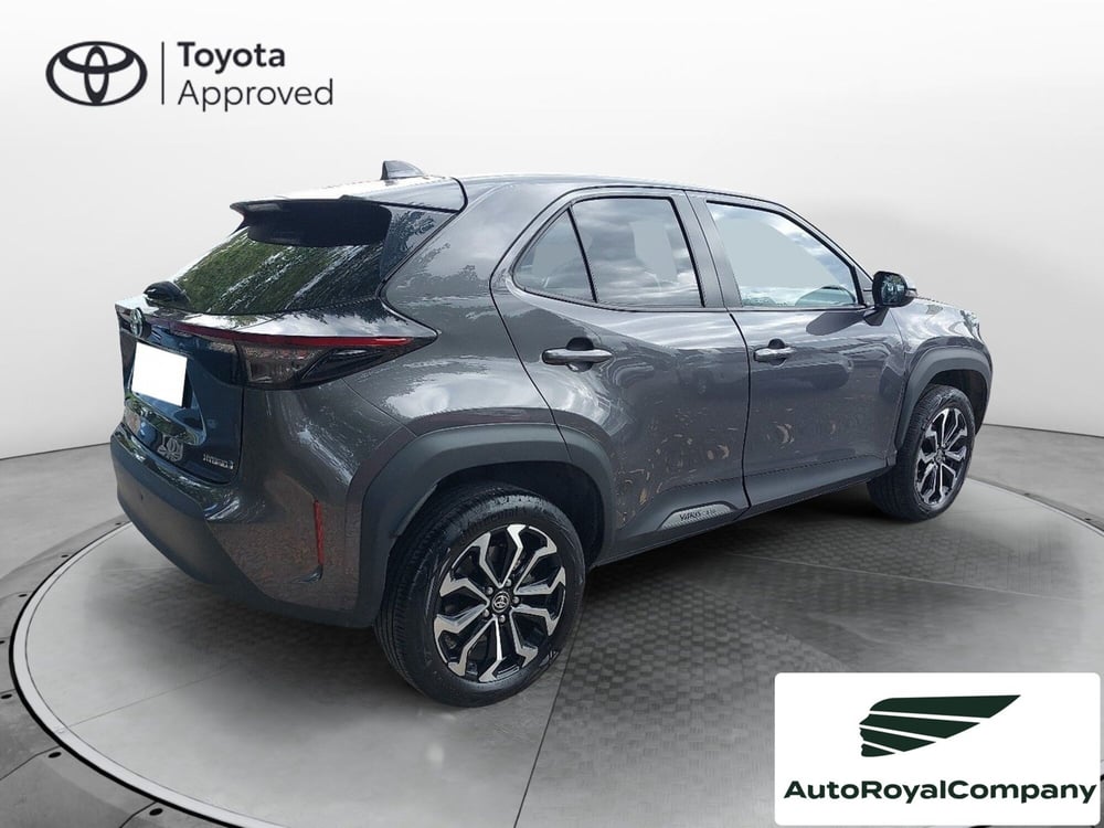 Toyota Yaris Cross usata a Roma (6)