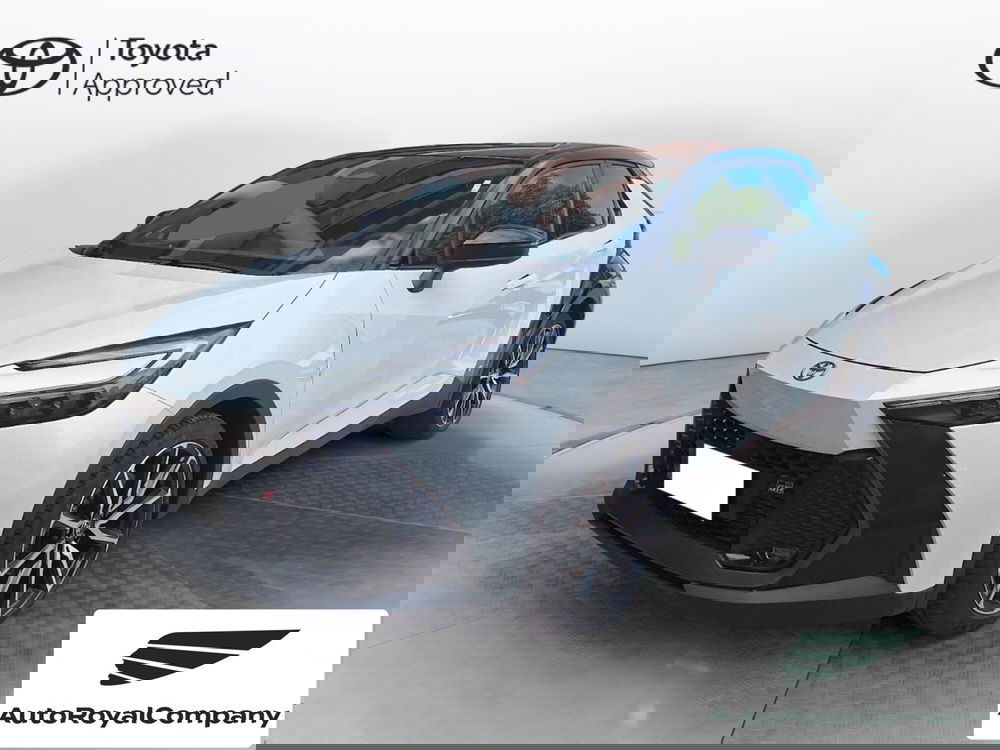 Toyota Toyota C-HR nuova a Roma