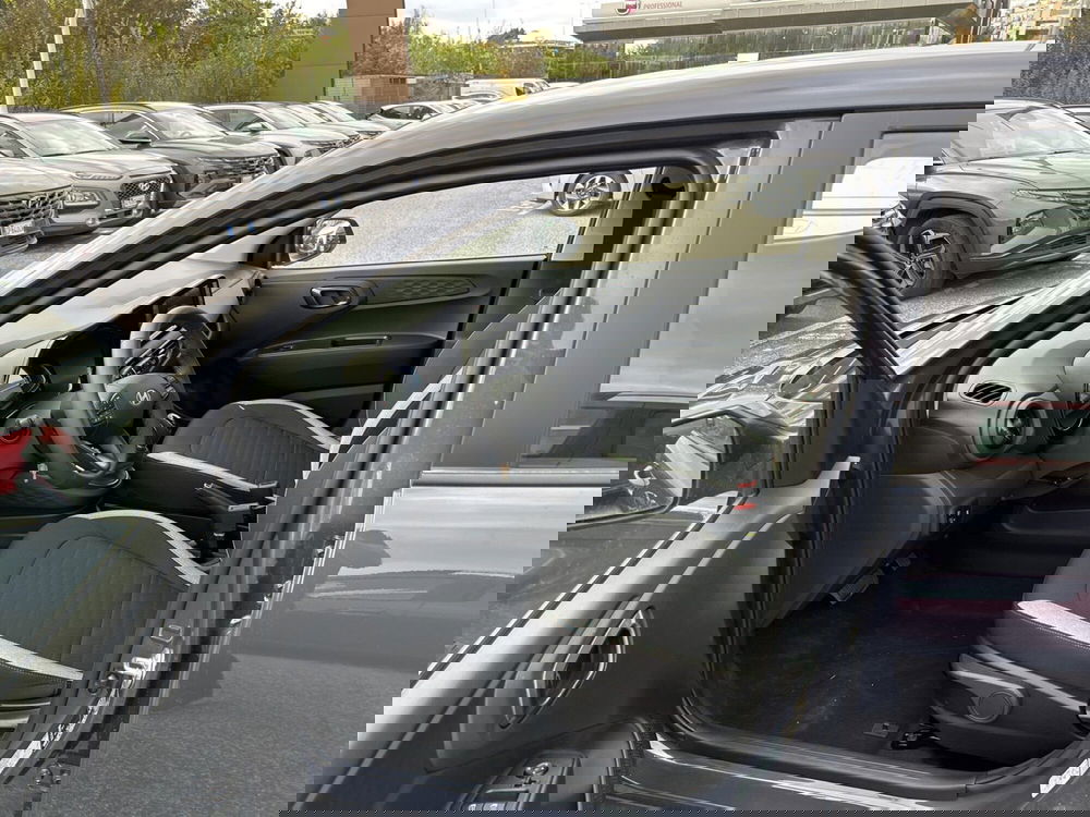 Hyundai i10 nuova a Roma (13)