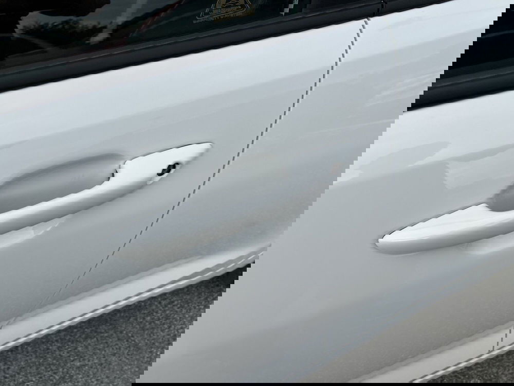 Hyundai i10 nuova a Roma (9)