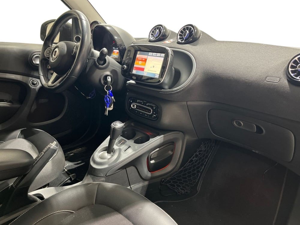 smart Fortwo usata a Napoli (16)