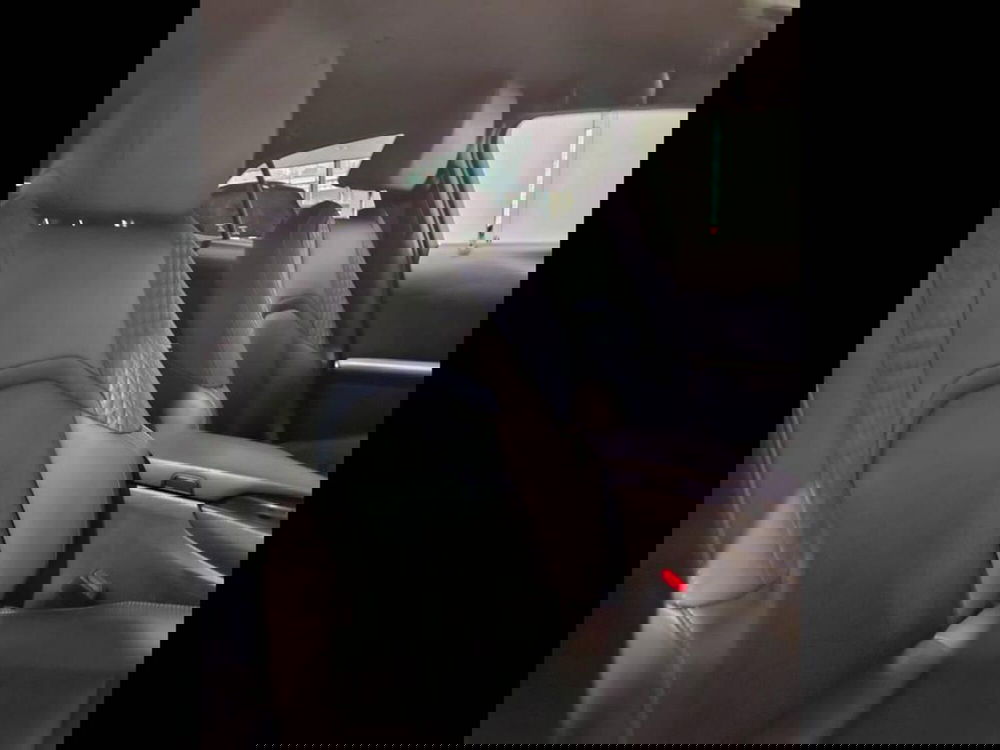 Lexus UX usata a Torino (15)