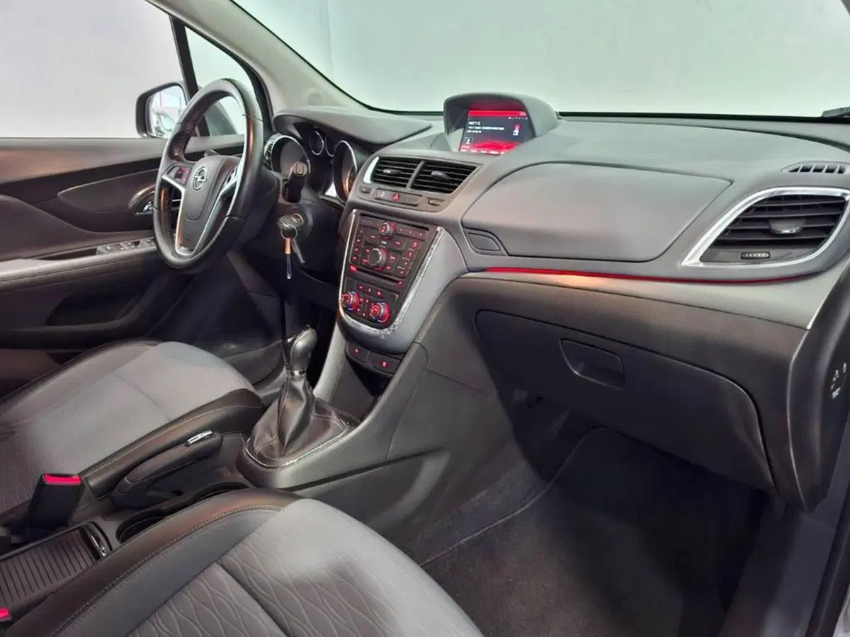 Opel Mokka usata a Torino (12)
