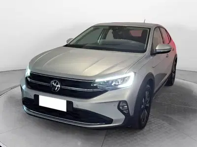 Volkswagen Taigo 1.0 TSI 110 CV DSG Life del 2023 usata a Torino