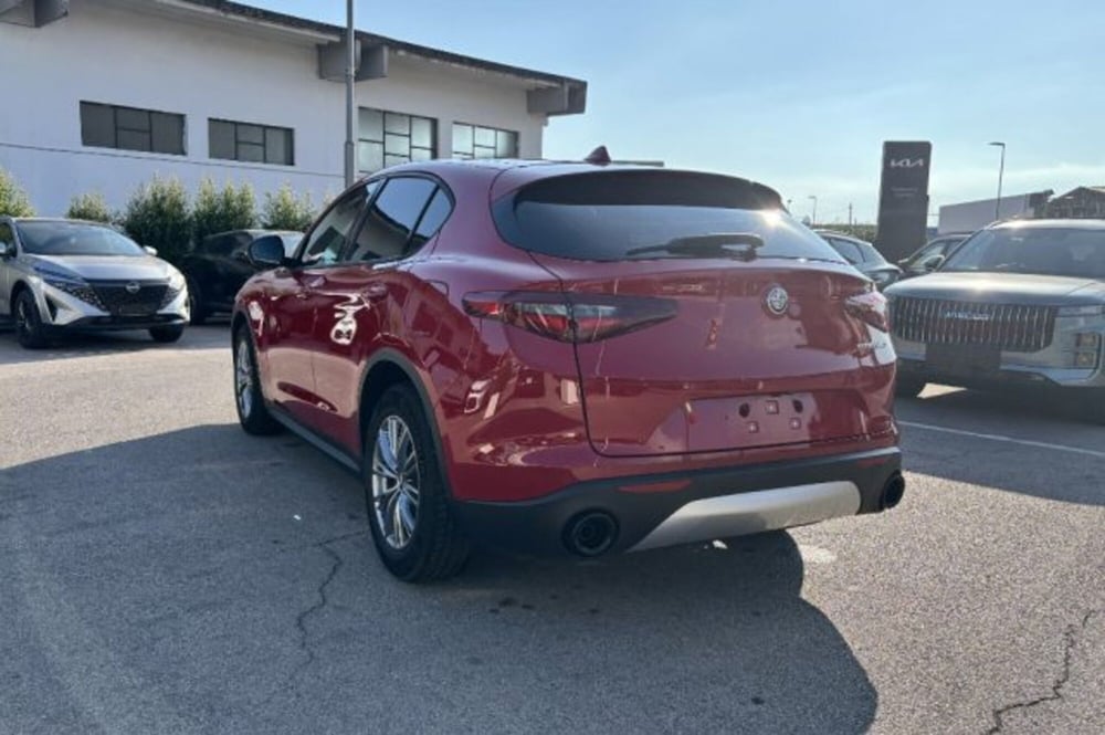 Alfa Romeo Stelvio usata a Latina (5)
