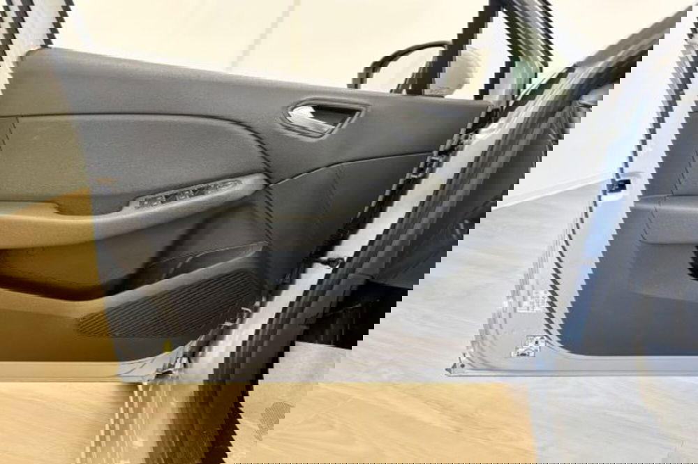 Renault Clio usata a Latina (12)