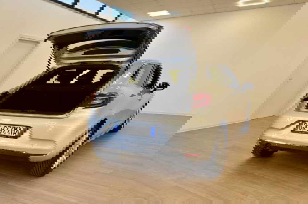 Renault Clio usata a Latina (7)