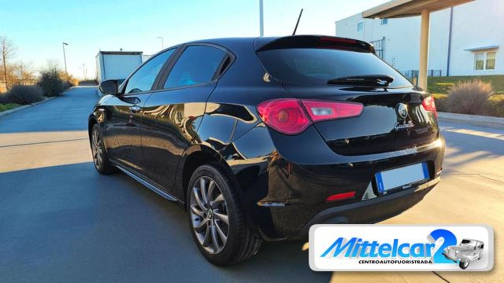 Alfa Romeo Giulietta usata a Udine (3)