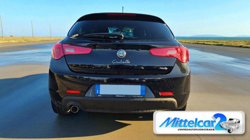 Alfa Romeo Giulietta usata a Udine (4)