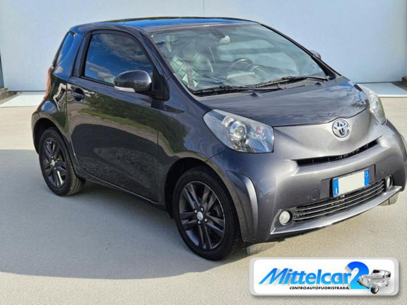 Toyota iQ usata a Udine (3)
