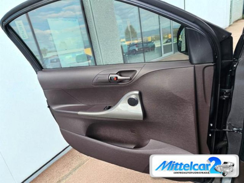 Toyota iQ usata a Udine (7)