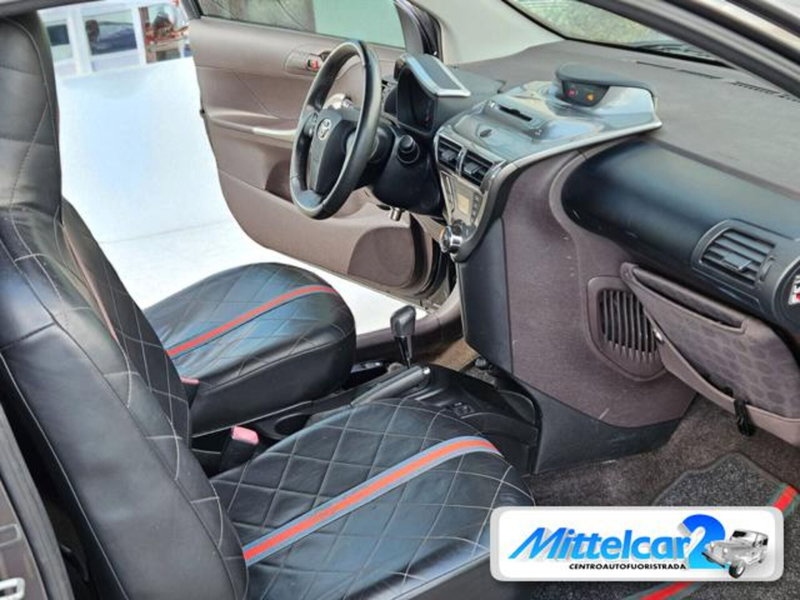 Toyota iQ usata a Udine (8)