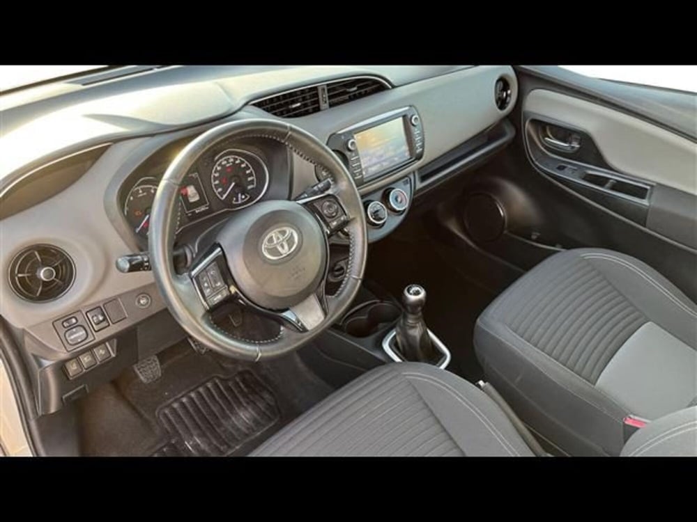 Toyota Yaris usata a Firenze (10)