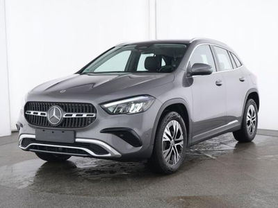 Mercedes-Benz GLA SUV 180 Progressive Advanced Plus auto del 2024 usata a Magenta