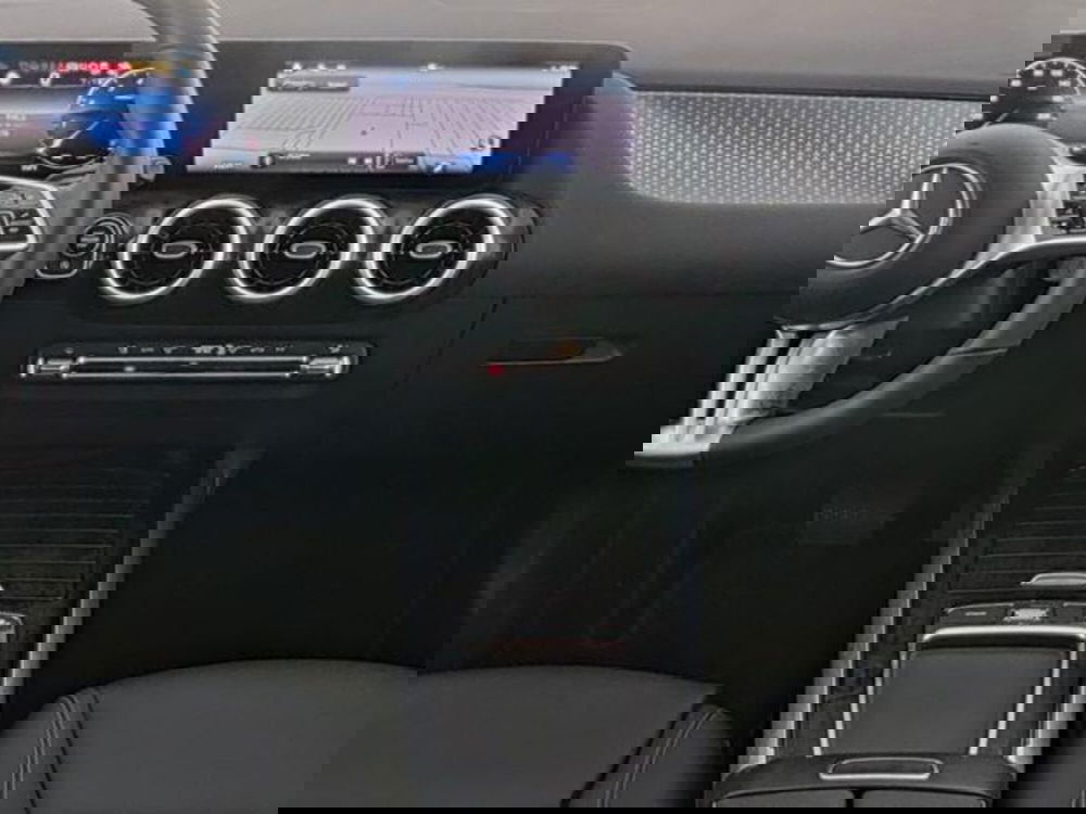 Mercedes-Benz GLA SUV usata a Milano (8)