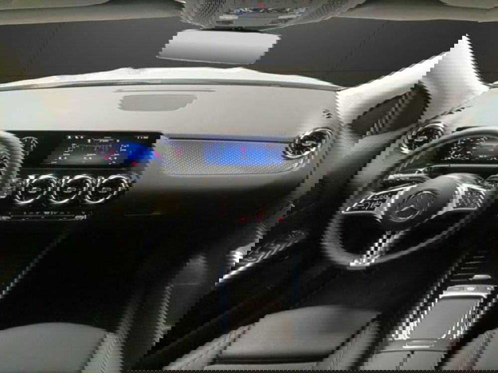 Mercedes-Benz GLA SUV usata a Milano (11)