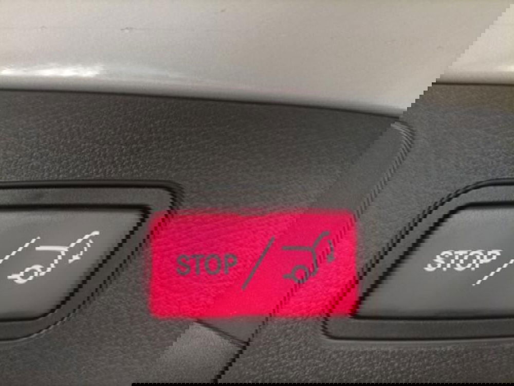 Mercedes-Benz GLA SUV usata a Milano (17)