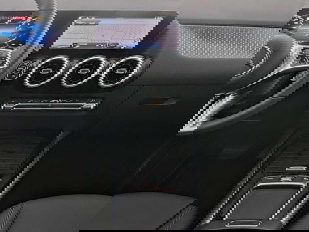 Mercedes-Benz GLA SUV usata a Milano (8)