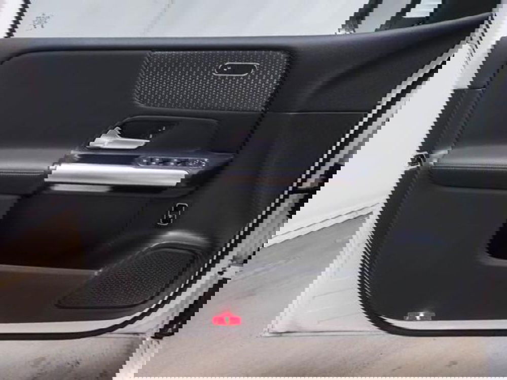Mercedes-Benz Classe B usata a Milano (9)