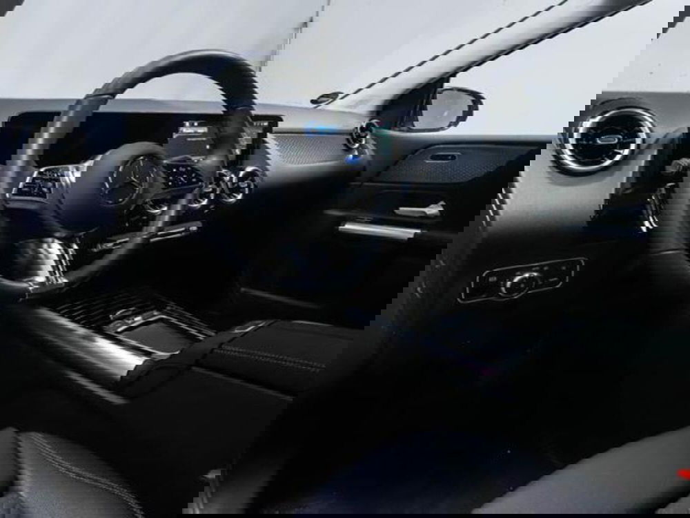 Mercedes-Benz Classe B usata a Milano (8)