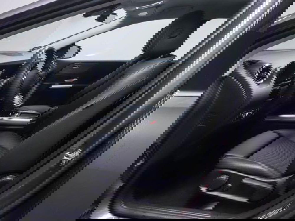 Mercedes-Benz Classe B usata a Milano (9)